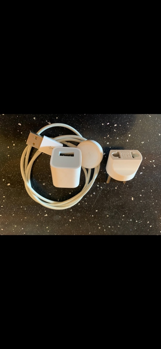 Продам:
Магнитный кабель USB для зарядки (1)