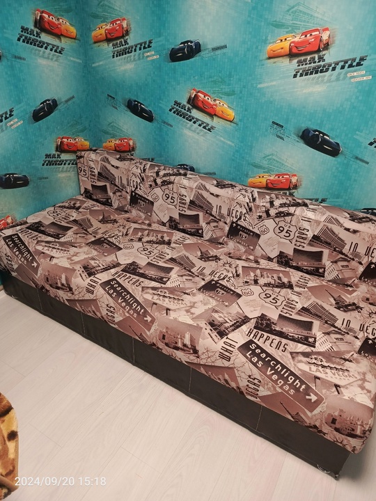 Продам диван 140-190 в хорошем