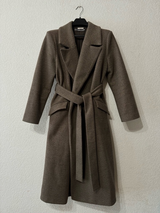 Продам:
- Новая теплая куртка, синего (3)