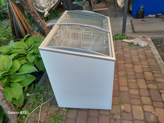 Продам. Морозильный ларь
100×83×63
В хорошем состоянии