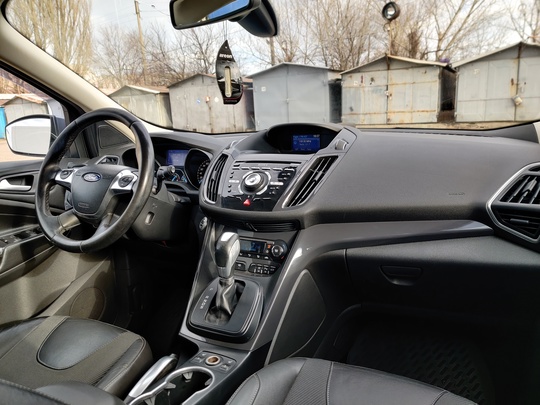 ➡ Ford Kuga II поколения (7)