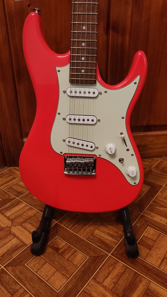 Продам электрогитару ibanez azes-31 vm