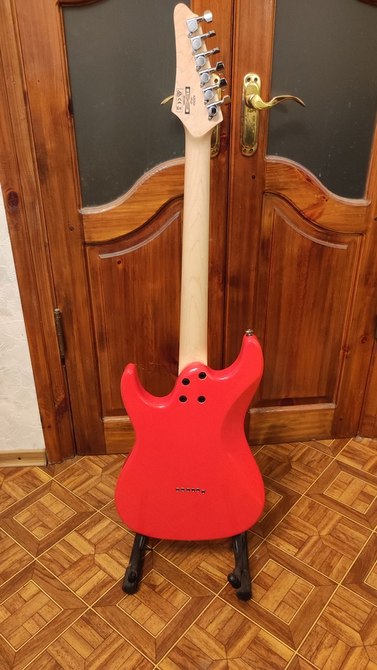 Продам электрогитару ibanez azes-31 vm (2)