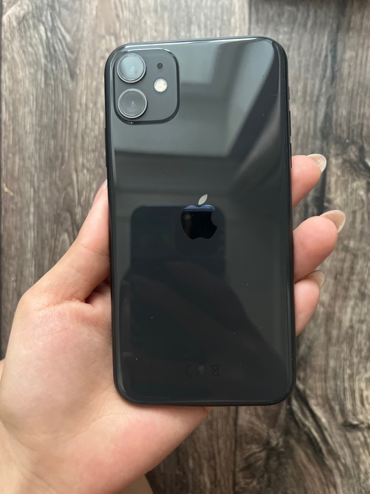 Продам iPhone 11 128gb. Отличное (2)