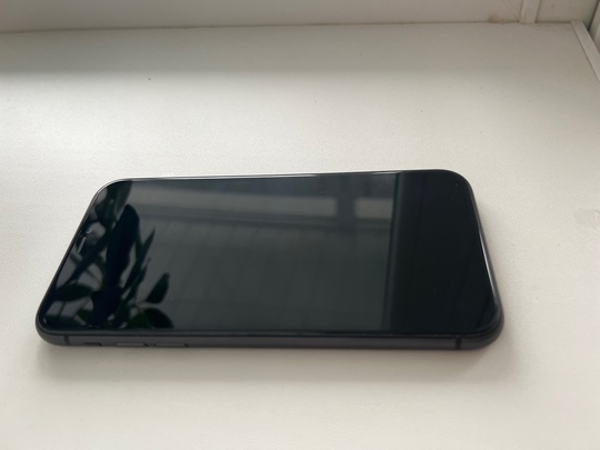 Продам iPhone 11 128gb. Отличное (3)