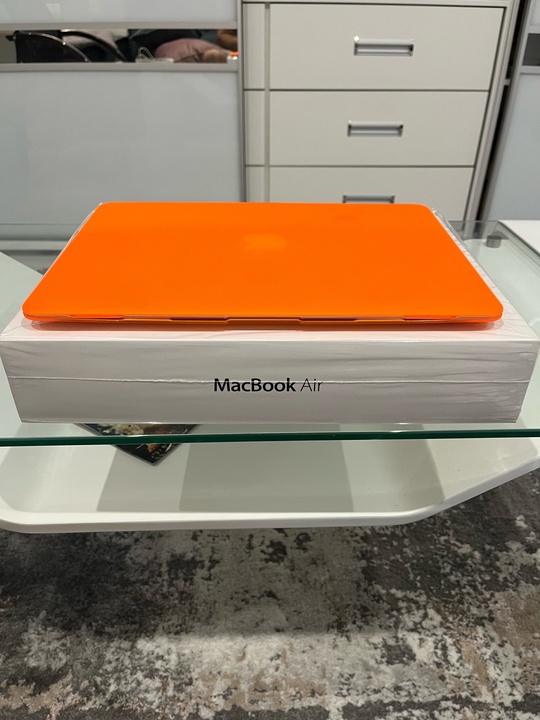 Продам MacBook Air 13,3 2013