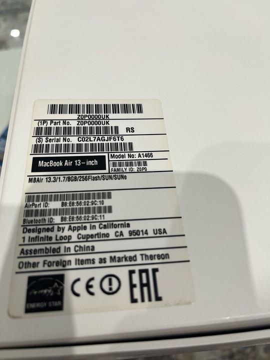 Продам MacBook Air 13,3 2013 (4)