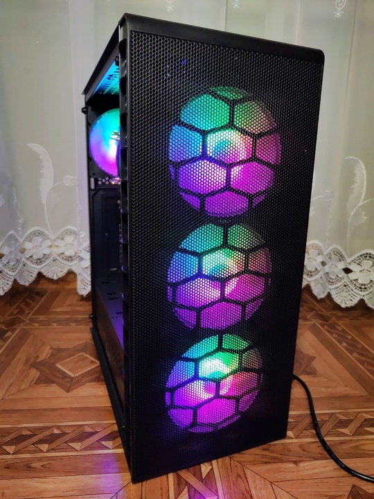 В продаже мощный игровой ПК,