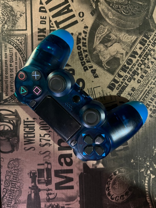 Продам Геймпады PlayStation 
Продам геймпады, (1)