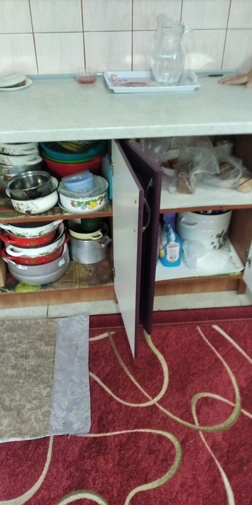 продам кухню 
нижнюю часть без (1)