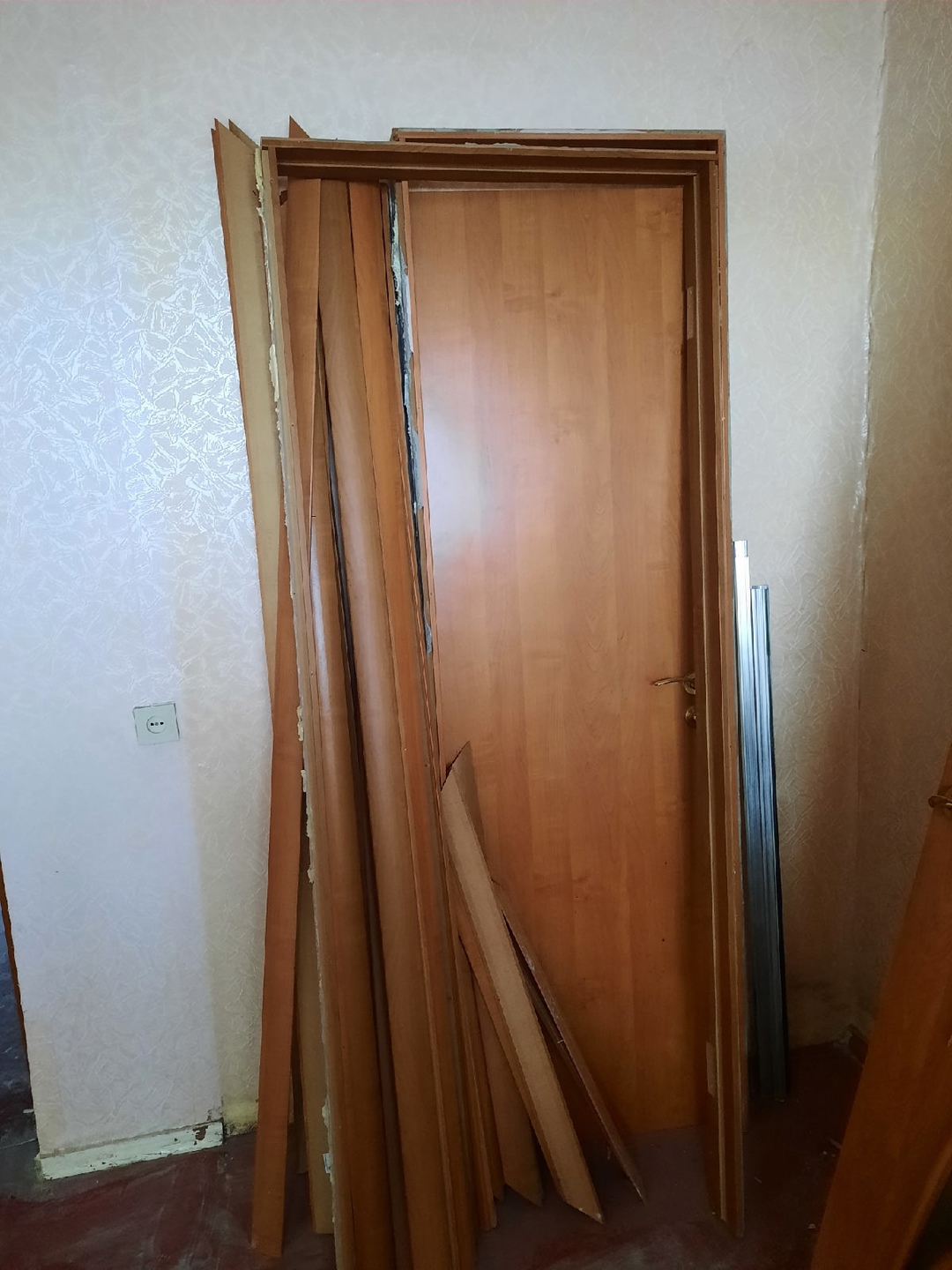 Цена 1 шт 2.000 р (1)
