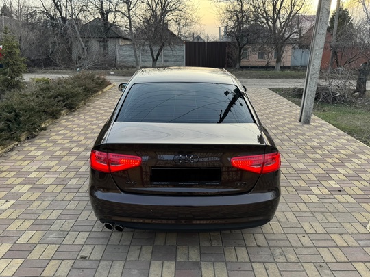 Продам Audi A4 B8 Рестайлинг (3)