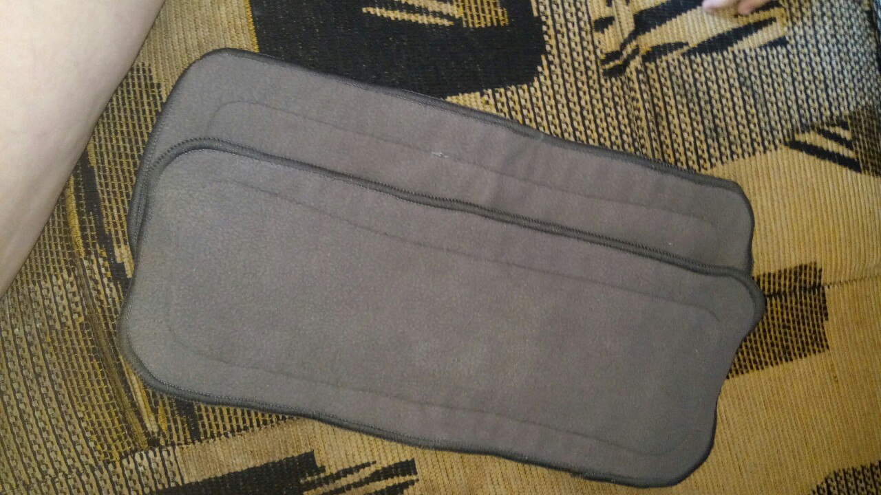 Продам 
1. жилет из толстой (4)