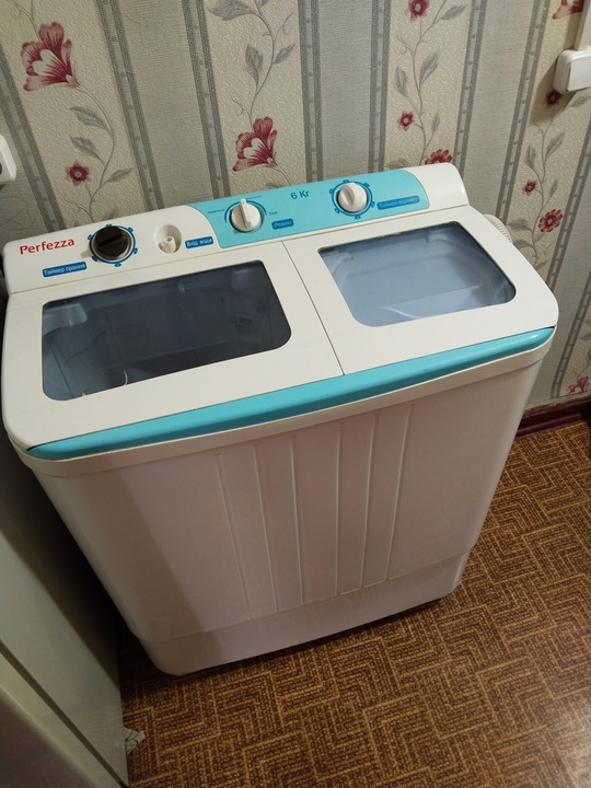 Продам стиральную машинку на 6