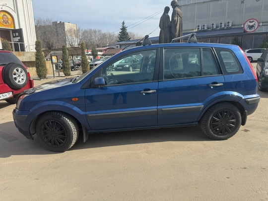 Продаётся личный автомобиль Ford Fusion (1)
