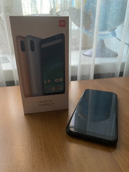 Продаю Xiaomi Mi A2,в отличном (3)