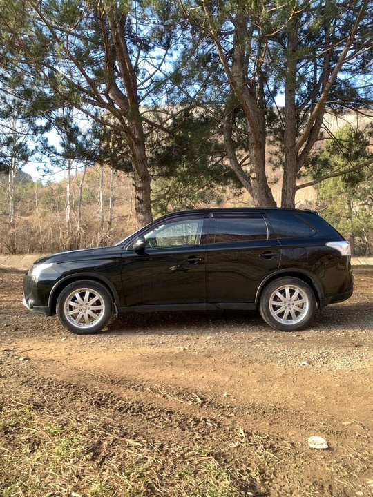 Продам Mitsubishi Outlander 3 2014года (2)