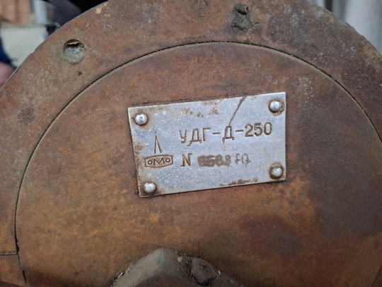 ПРОДАМ Дельтельная головка + бабка (2)