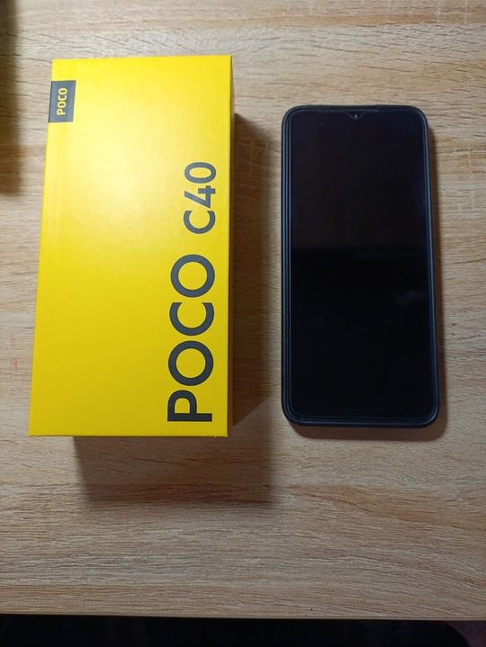 Продам POCO C40 
Состояние отличное
4/64 (2)