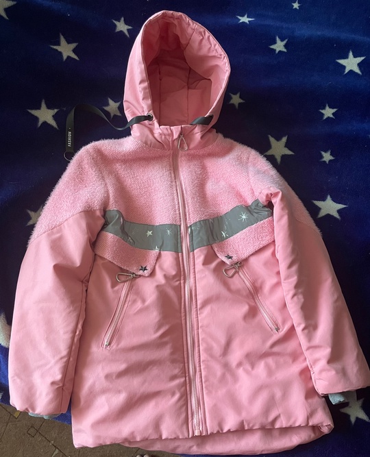 Продам весенние куртки в хорошем