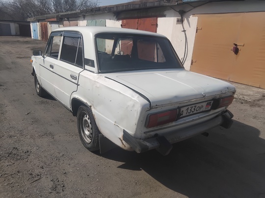 Продам Ваз 21063. (74.000т.р Торг.)
1990г.в
На (2)