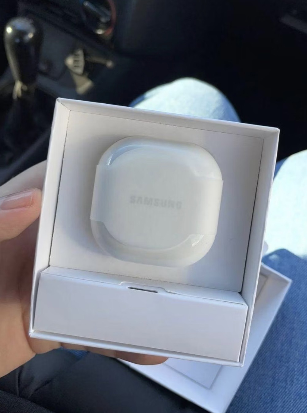 Samsung Galaxy Buds FE.
Состояние идеальное.
В