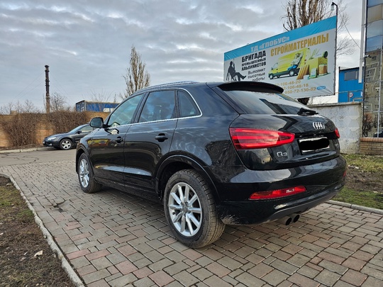 Продам Ауди Q3 2.0 бензин
Quattro (4)