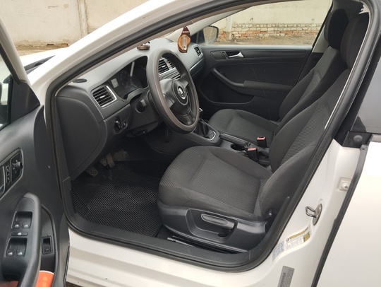 Продам Volkswagen Jetta 6. 2011 (4)
