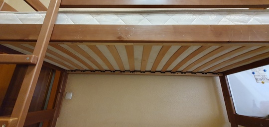 Продам 2-х ярусную кровать 1,9м×0,8м, (2)