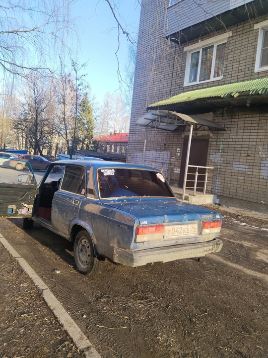 Продам ваз 2107 на полном (2)