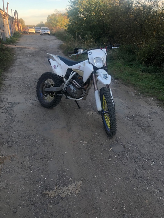 Обменяю Motoland xt250hs на ниву,