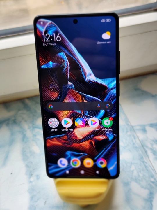 Продам Poco X5 Pro 5G