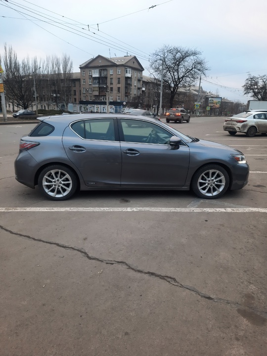 ✅️Продам Lexus ct200h в отличном (3)