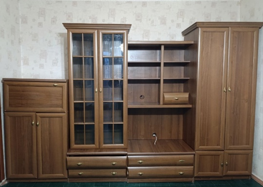 Продам стенку б/у в хорошем