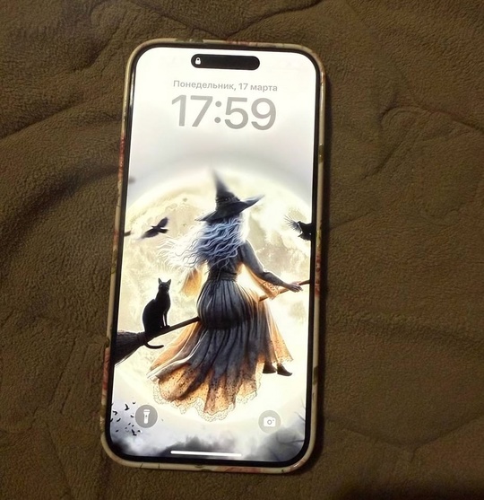 Продам айфон 15 про Макс