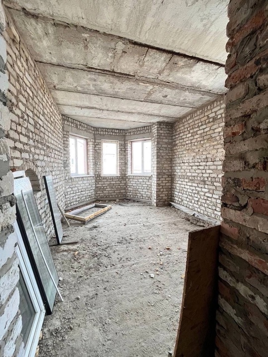 Продаётся жилой дом г. Луганск, (3)