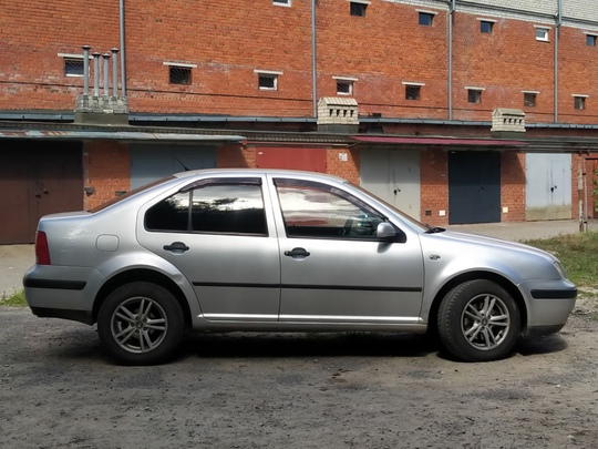 Volkswagen Bora 2002
91т.км родного пробега!!!
АКПП
1.6
Бензин
Климат (1)