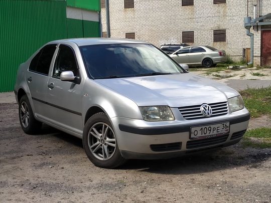 Volkswagen Bora 2002
91т.км родного пробега!!!
АКПП
1.6
Бензин
Климат (2)