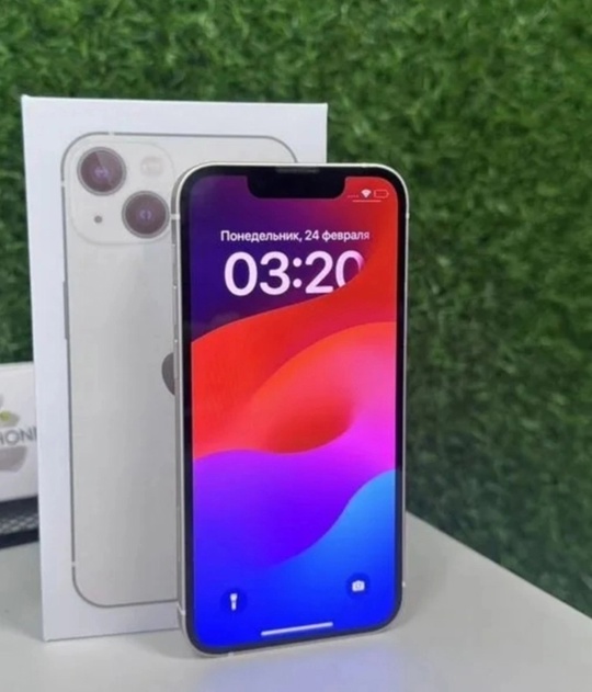 Продам Айфон 13 256 gb.