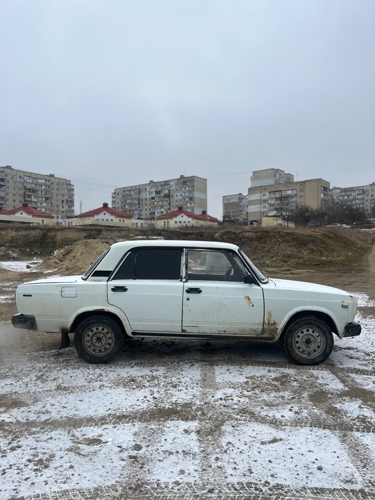 В Продаже ваз 2107 карб (2)