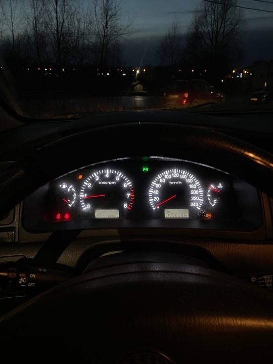 GEELY VISION 1.8 
2008 год (6)