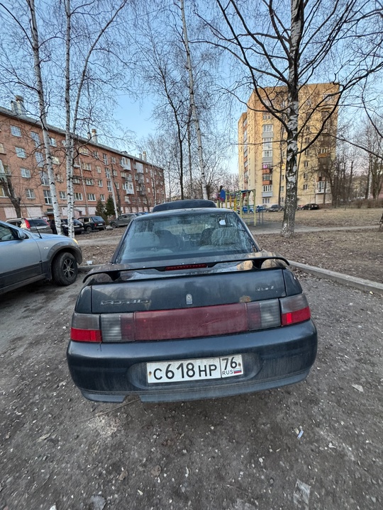Ваз 2110 2006 год 
3 (2)