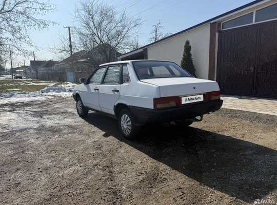 В продаже ваз 21099 93год. (1)