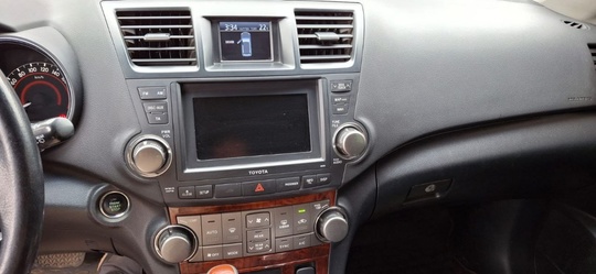 TOYOTA HIGHLANDER 2012 года выпуска, (2)