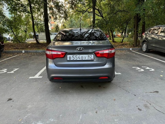 Продам свой автомобиль Kia Rio (2)