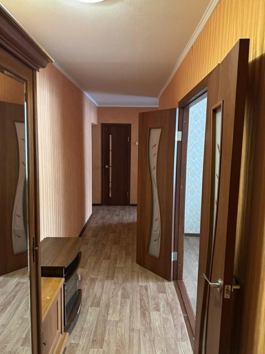 Продам 3-комн. квартиру, на ул. (3)