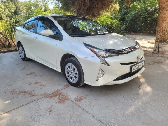 Toyota Prius 1.8 AT, 2017,