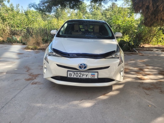Toyota Prius 1.8 AT, 2017, (2)