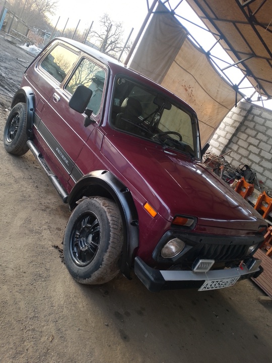 Продам Ниву Тайгу 4×4 Год (1)