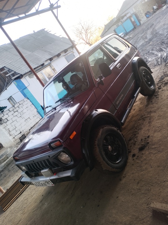 Продам Ниву Тайгу 4×4 Год (2)